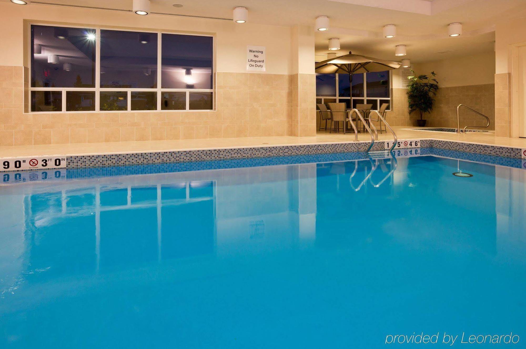 Holiday Inn Express & Suites New Liskeard Instalações foto